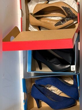 3 pairs of women’s heels 6.5 bundle